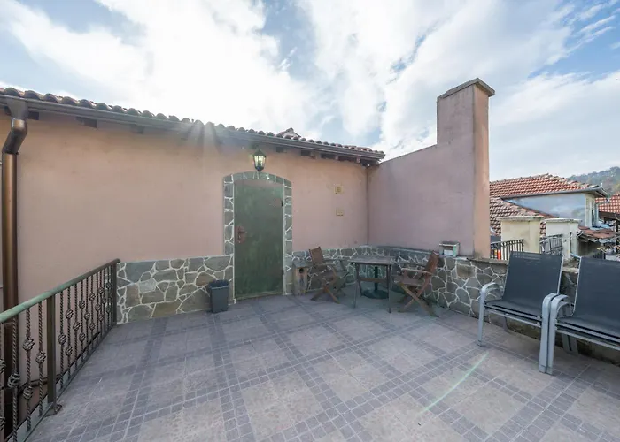 Kolyo Fitcheto's Rose House * Tırnova